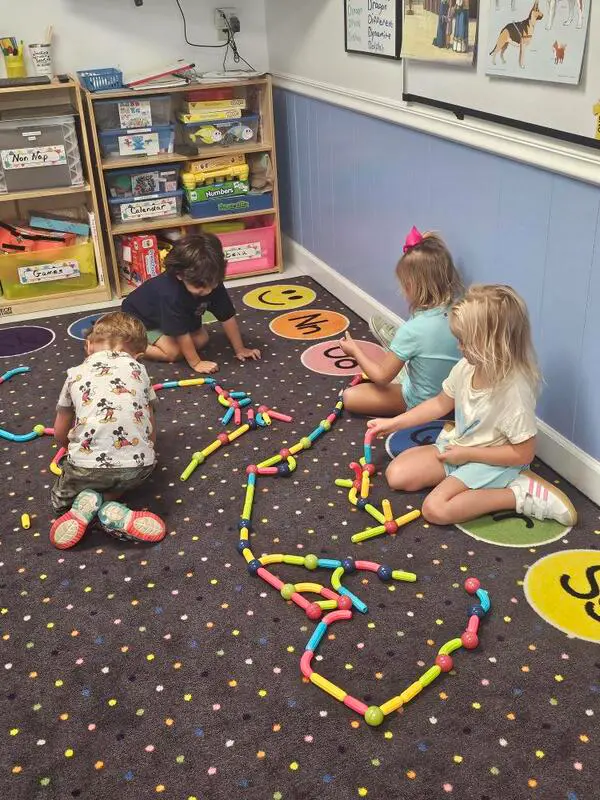 Advent School, Boca Raton, FL Early Childhood, Elementary & Middle School